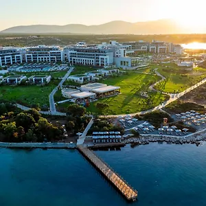 Hotel Anda Barut Collection
